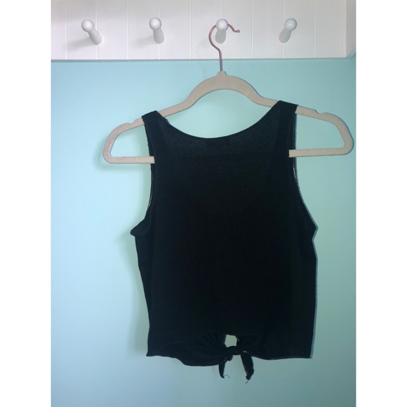 3/$25 Cropped Tops:Aritzia Wilfred Free Crop Top💥 - Picture 3 of 3